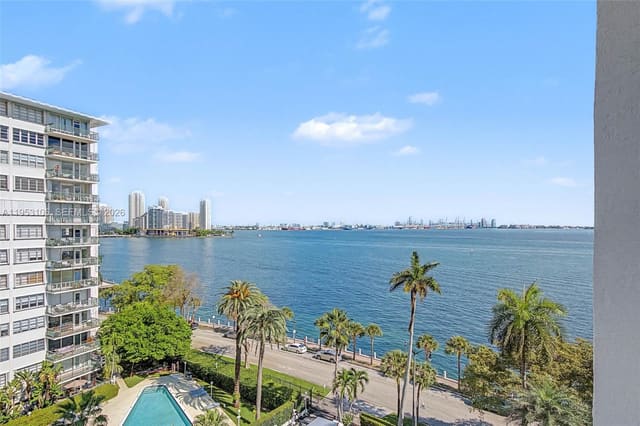1420 Brickell Bay Drive 904B, sold in Bayshore Place Condo, Miami, FL