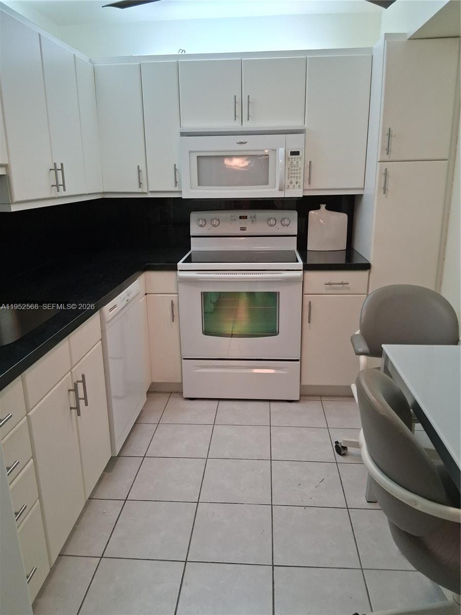 1300 St Charles Place 308, Pembroke Pines, FL 33026 photo 11