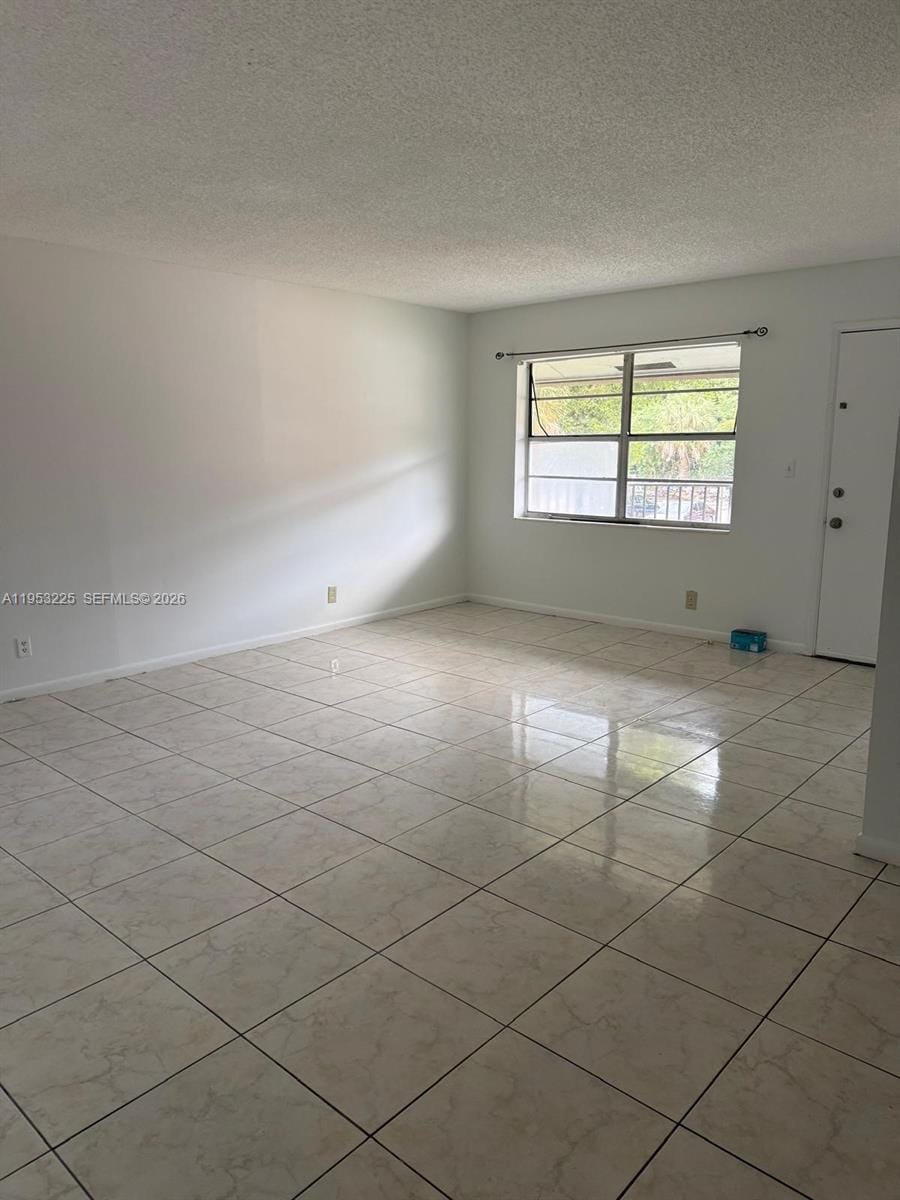 1200 SW 50th Avenue 207-3 — photo 6