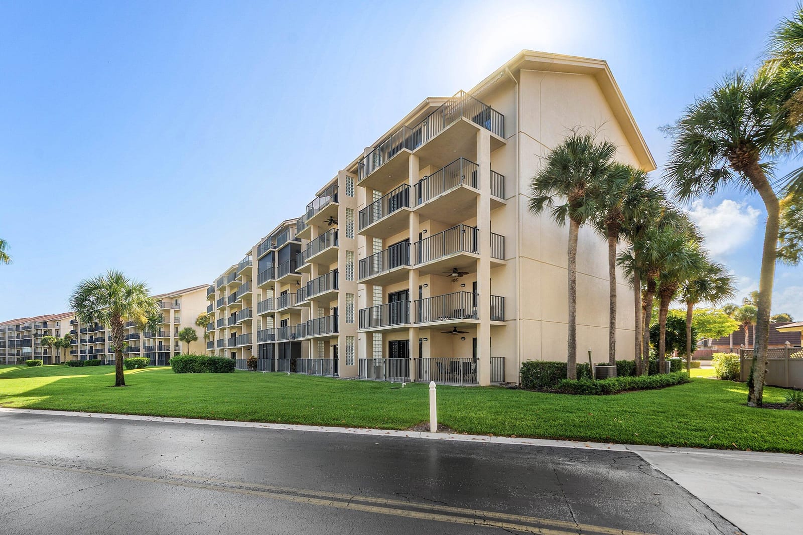 901 Seafarer Circle 403, Jupiter, FL 33477 photo 19