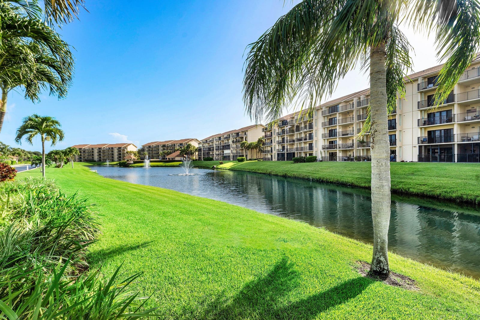 901 Seafarer Circle 403, Jupiter, FL 33477 photo 22
