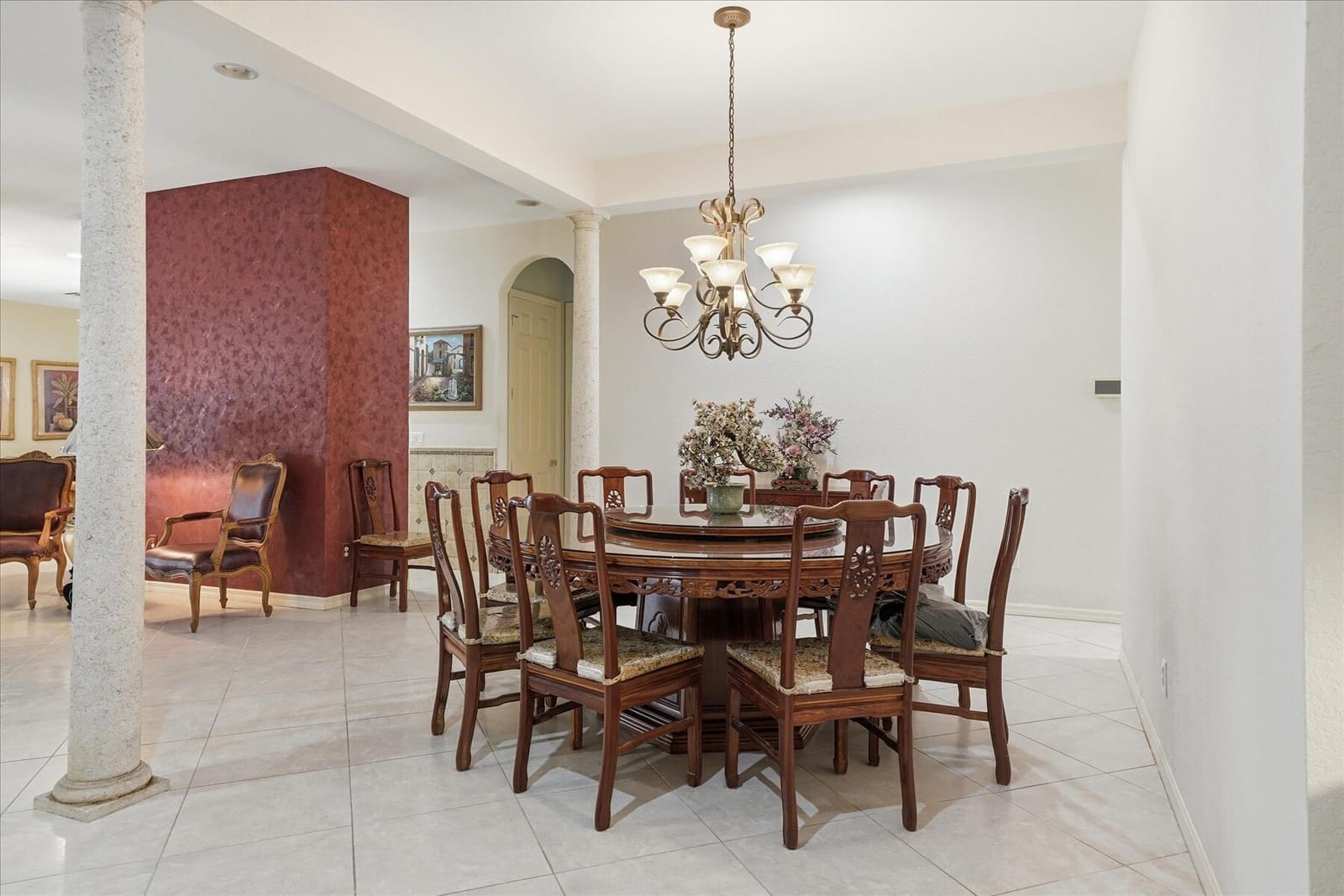 970 Amethyst Drive — photo 4