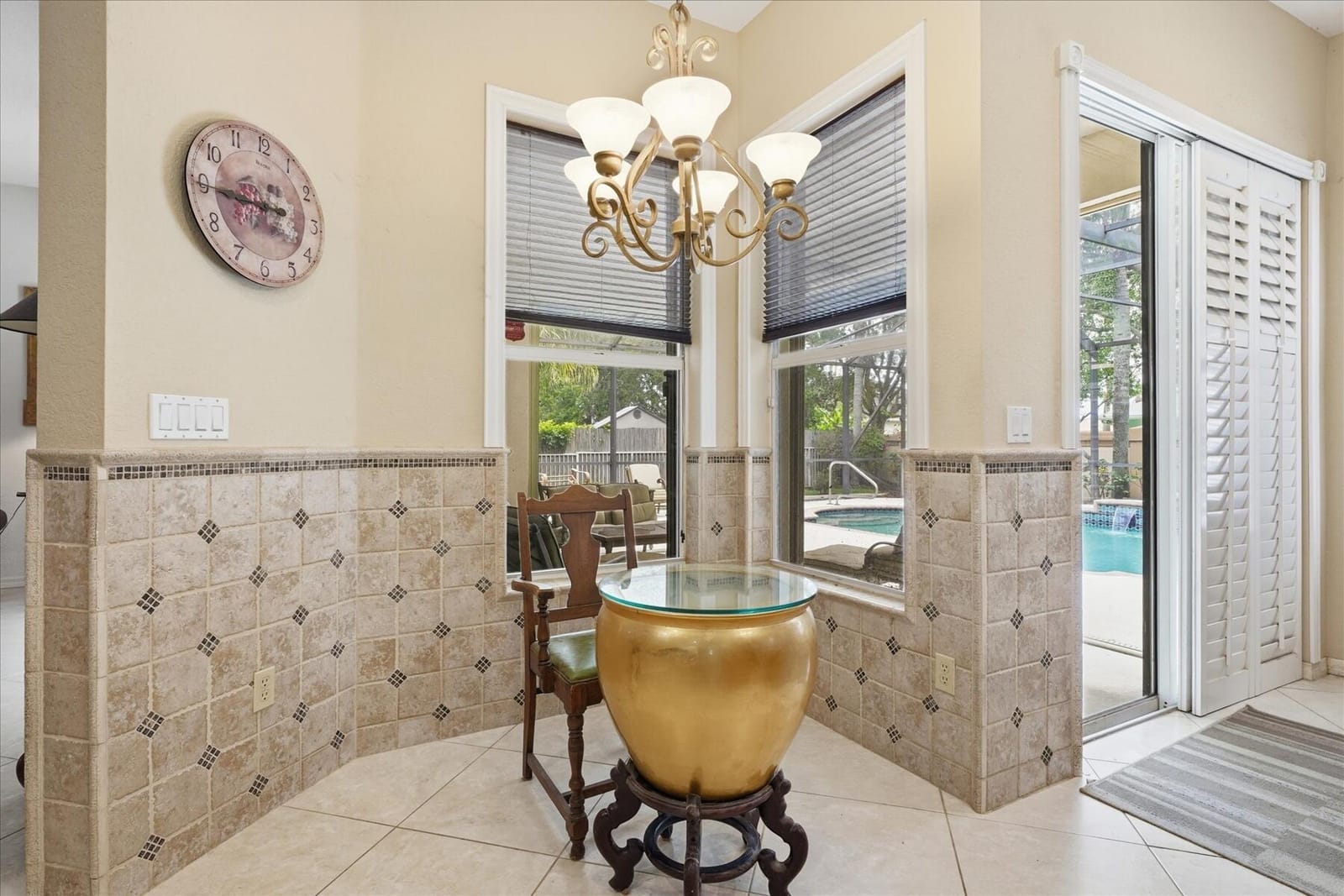 970 Amethyst Drive — photo 10