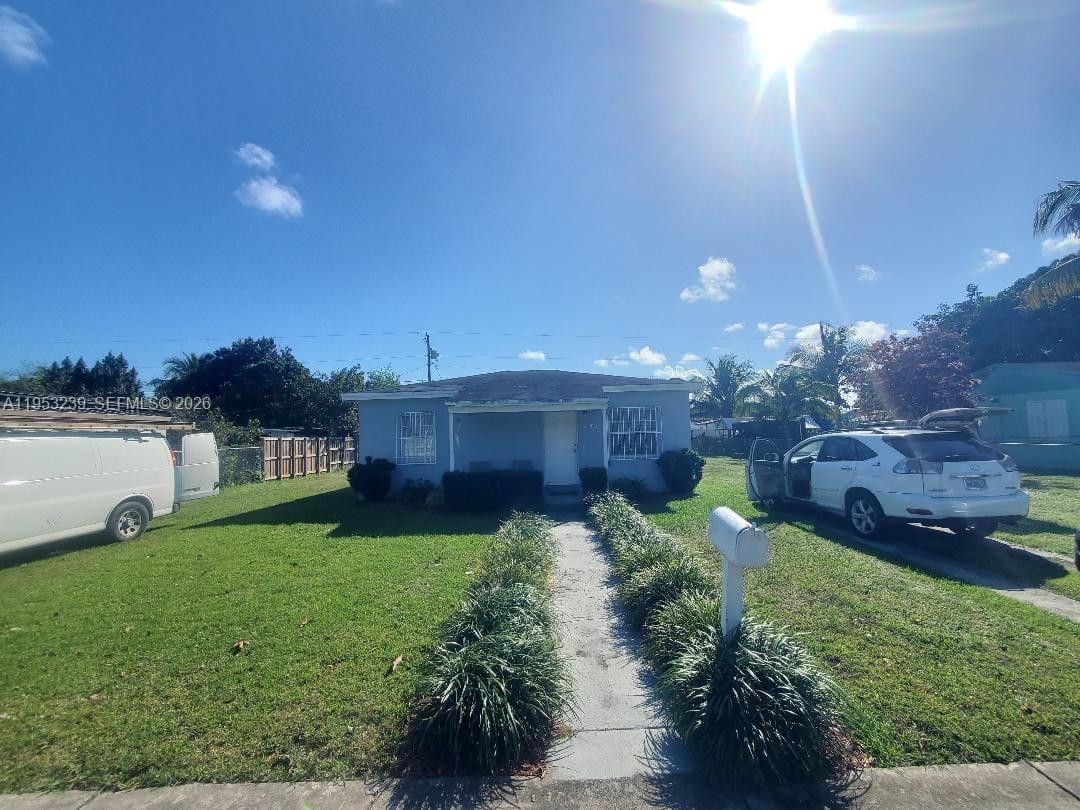 10040 SW 170th Terrace — photo 2
