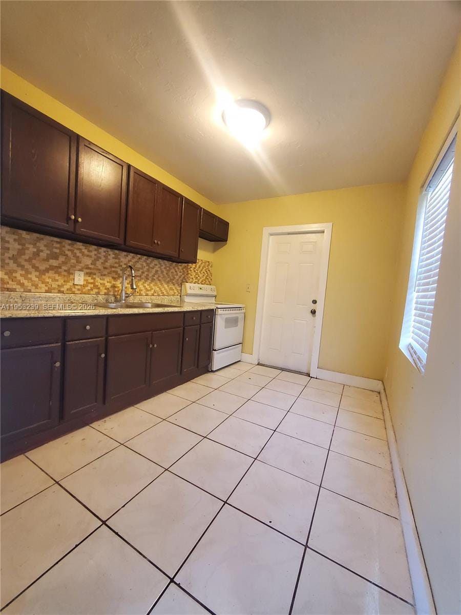 10040 SW 170th Terrace — photo 9