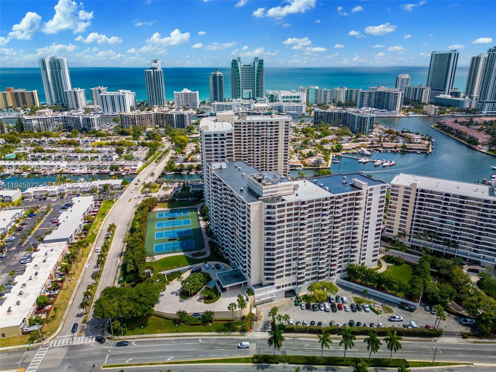 600 Three Islands Boulevard 606, Hallandale Beach, FL 33009 photo 24