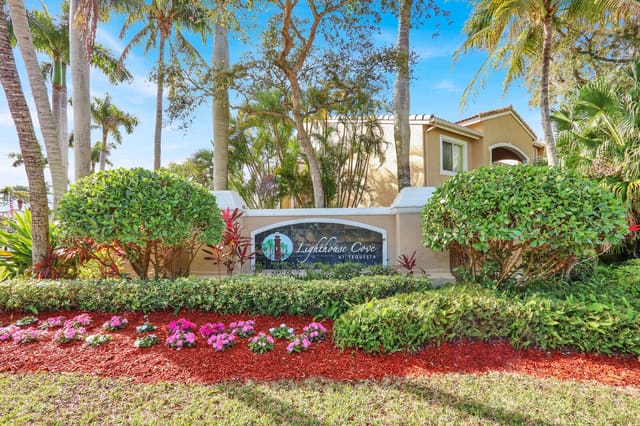 266 Village Boulevard 6303, sold in Lighthouse Cove At Tequesta Condo, Tequesta, FL