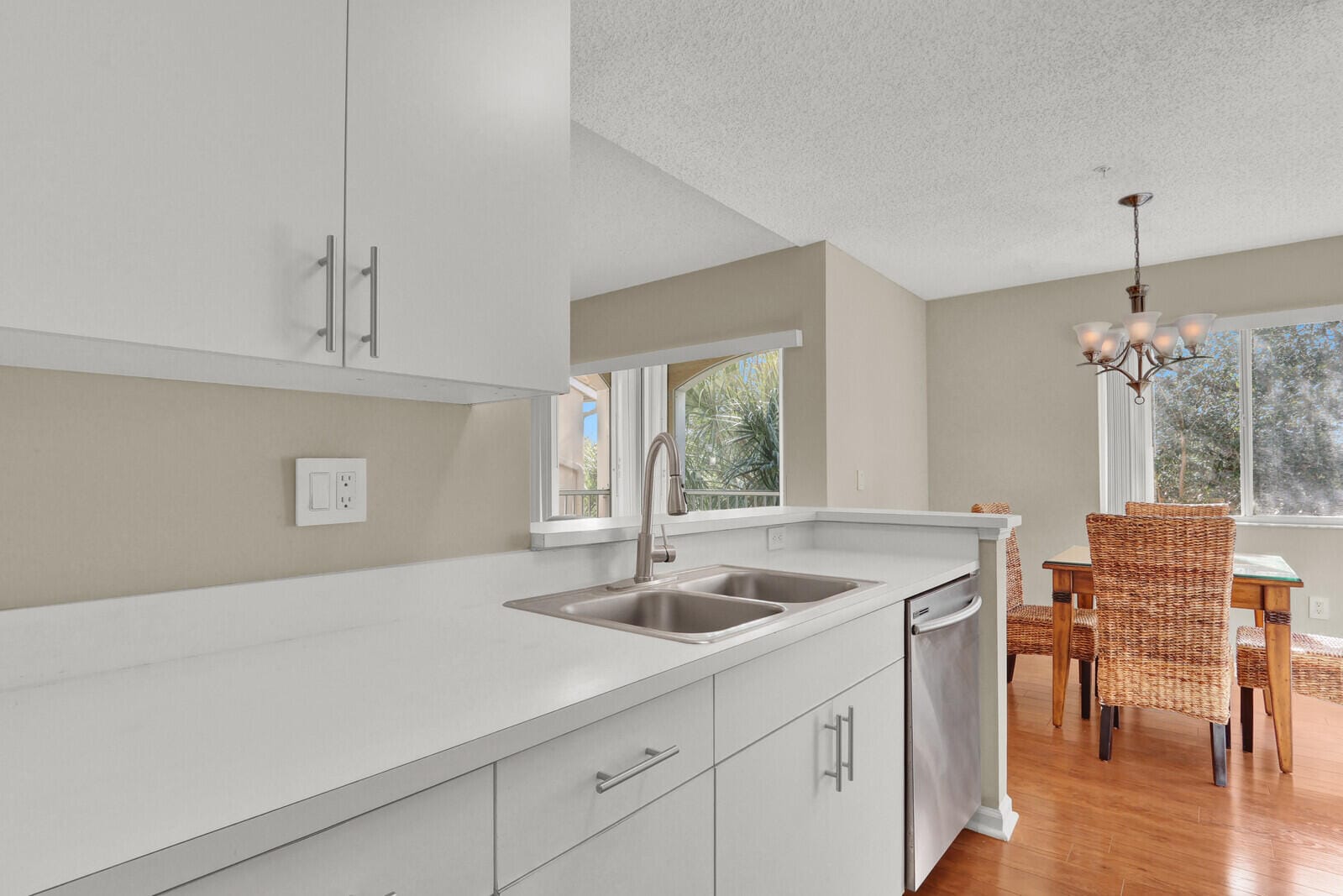 266 Village Boulevard 6303, Tequesta, FL 33469 photo 11