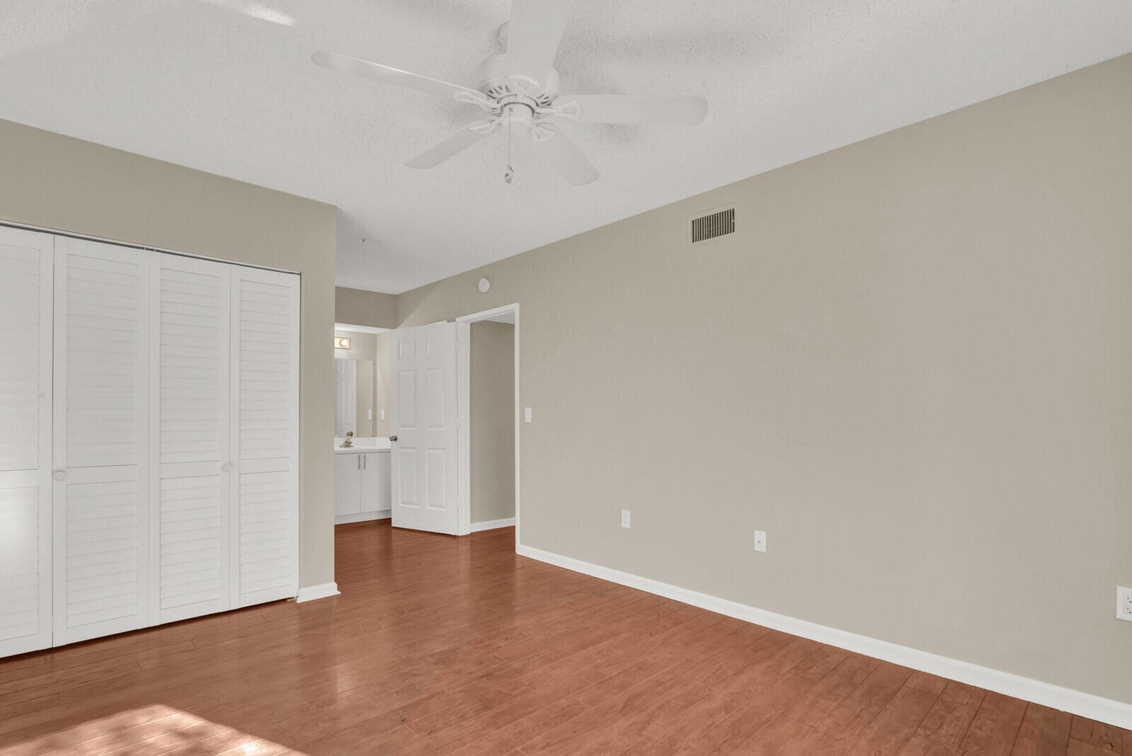 266 Village Boulevard 6303, Tequesta, FL 33469 photo 16