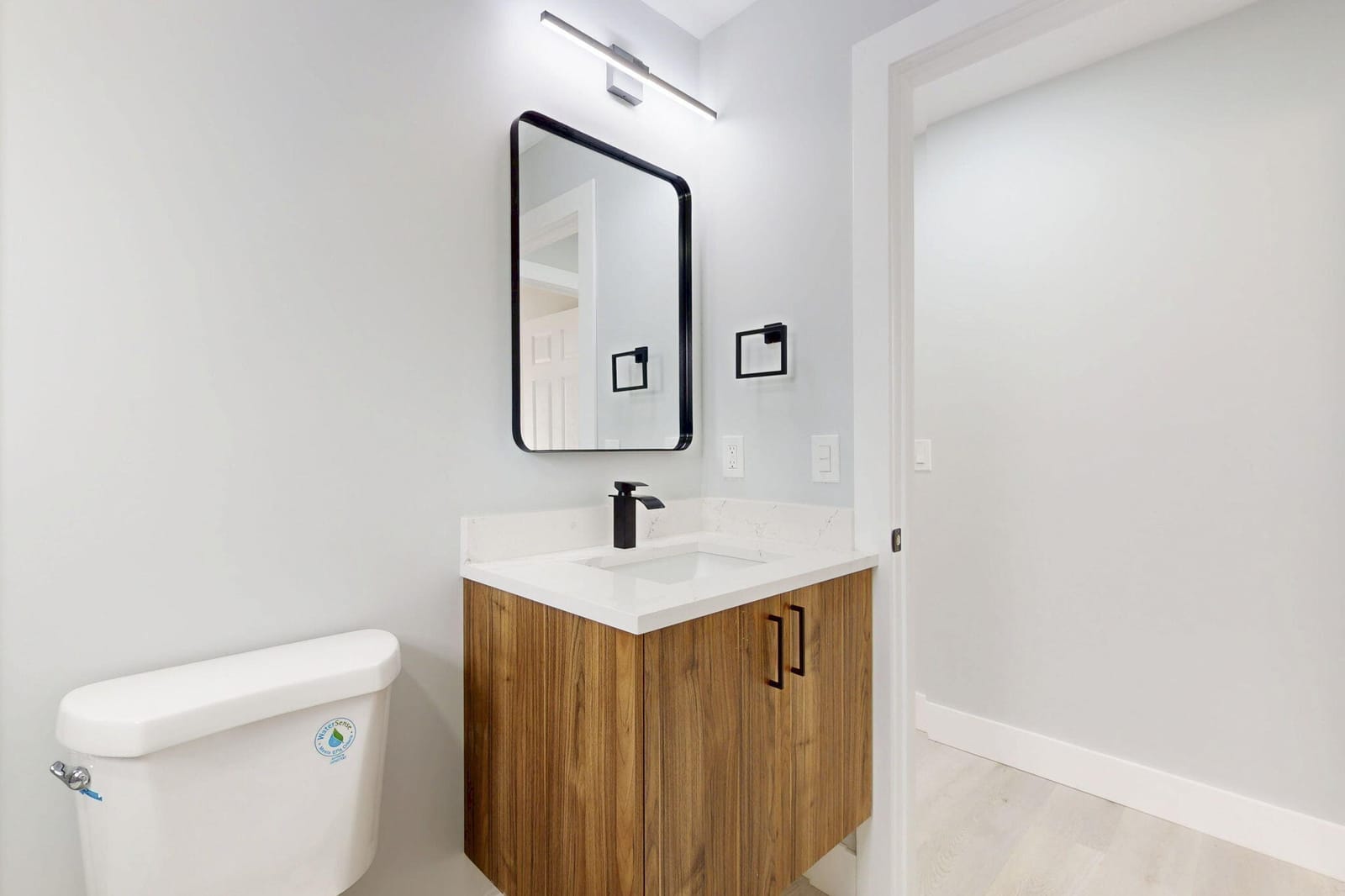 125 NE Jettie Terrace — photo 11