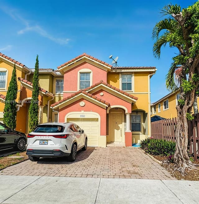 16603 SW 79th Terrace, sold in Kendalland, Miami, FL