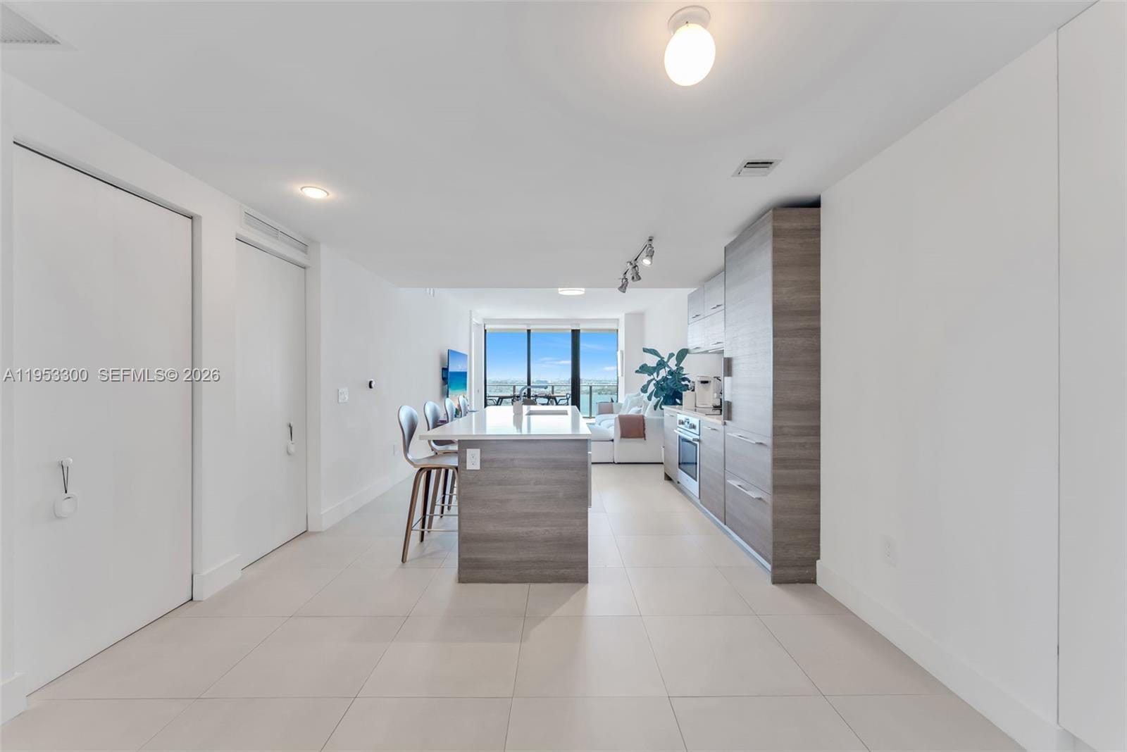 650 NE 32 Street 2703, Miami, FL 33137 photo 15