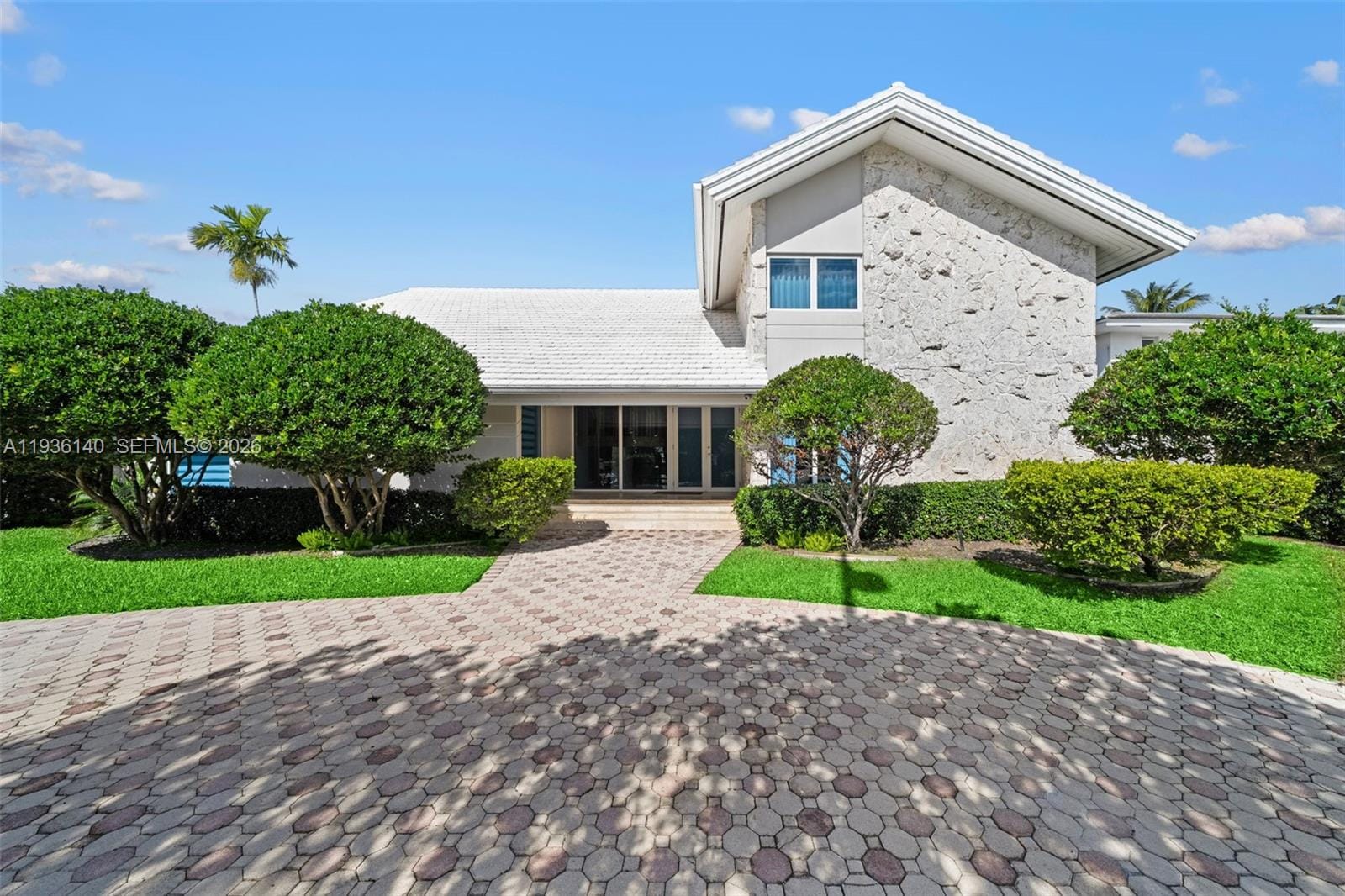 1251 Kane Concourse, Bay Harbor Islands, FL 33154 photo 10