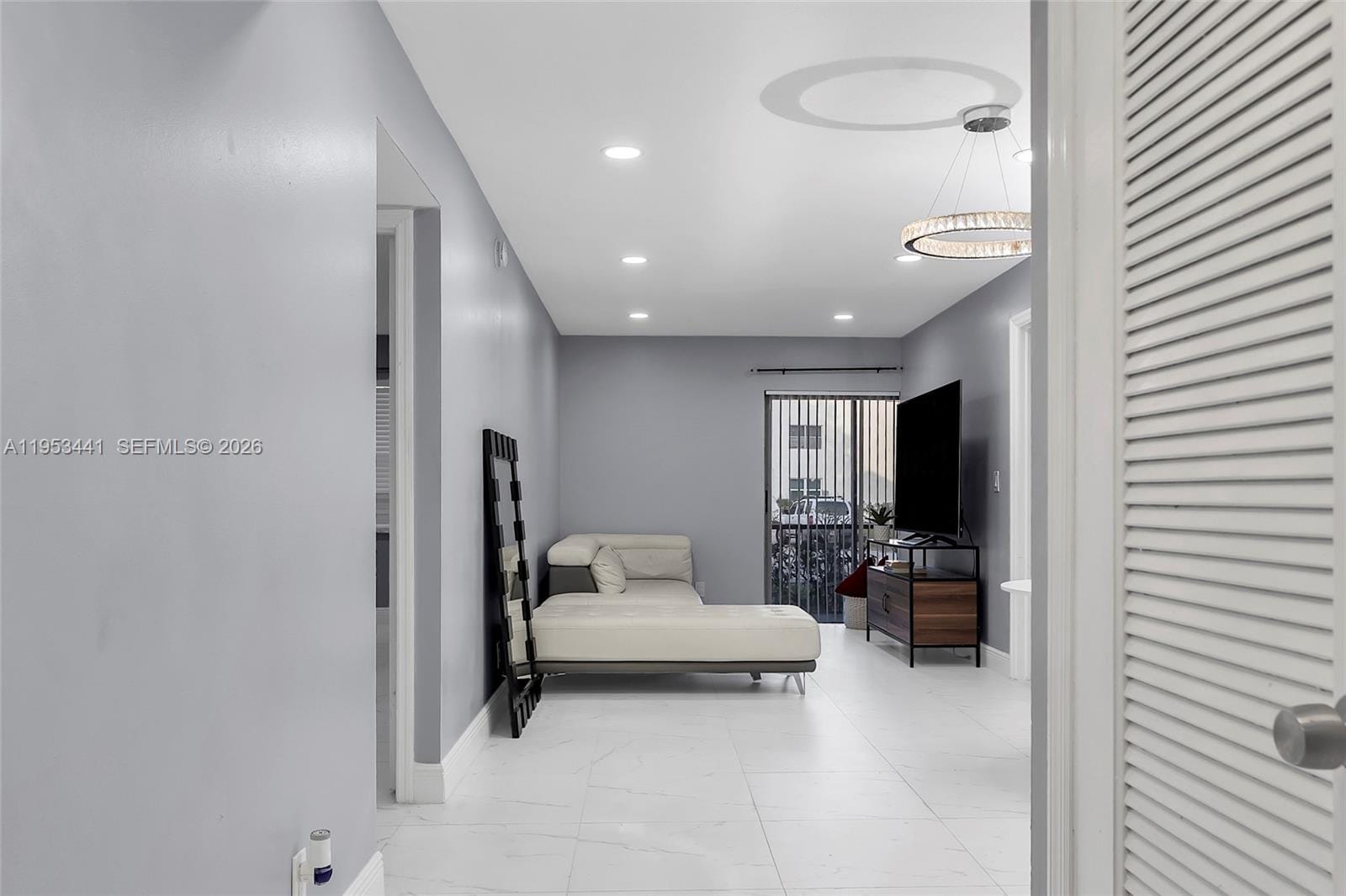 3300 Spanish Moss Terrace 106 — photo 6