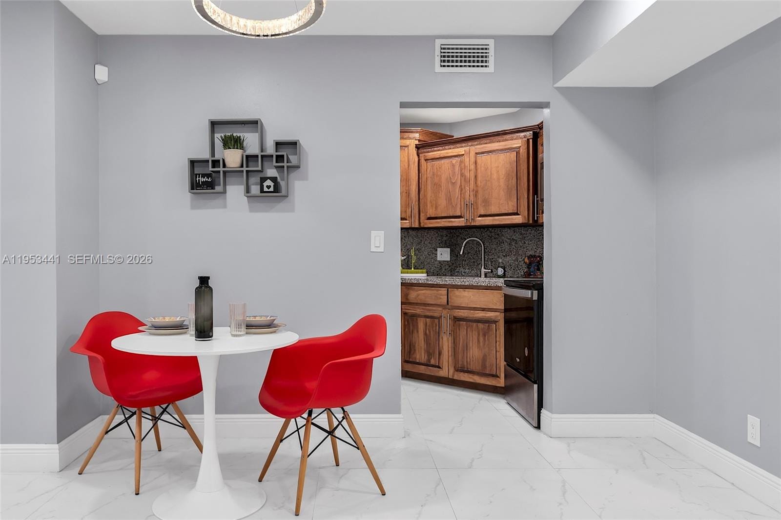 3300 Spanish Moss Terrace 106 — photo 10