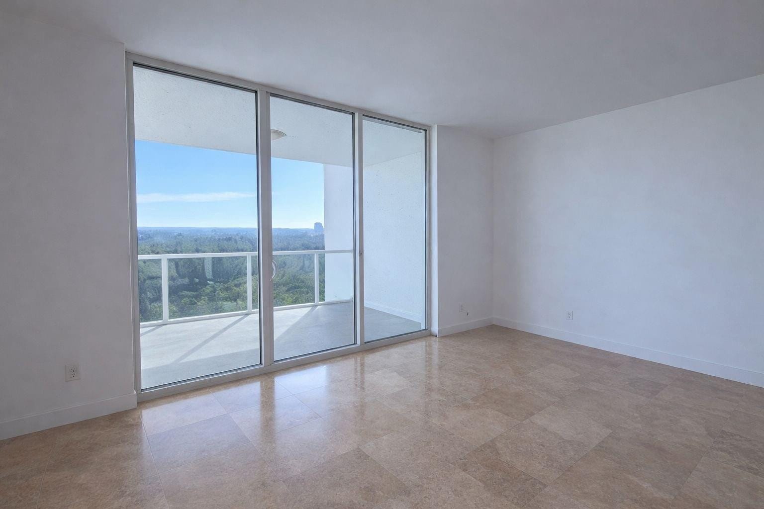 14951 Royal Oaks Lane 1607 — photo 3