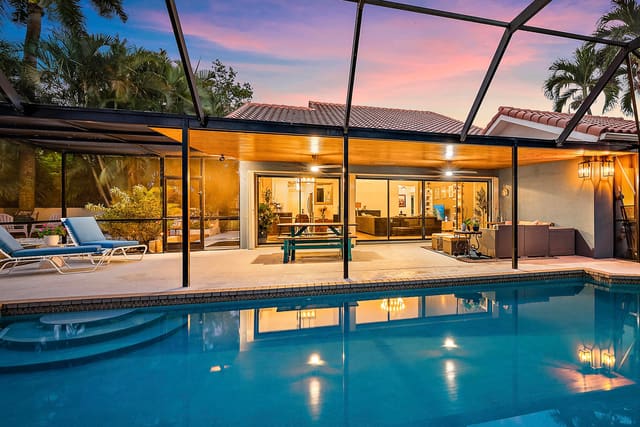2805 Cuyahoga Lane, sold in Saratoga Pointe, West Palm Beach, FL