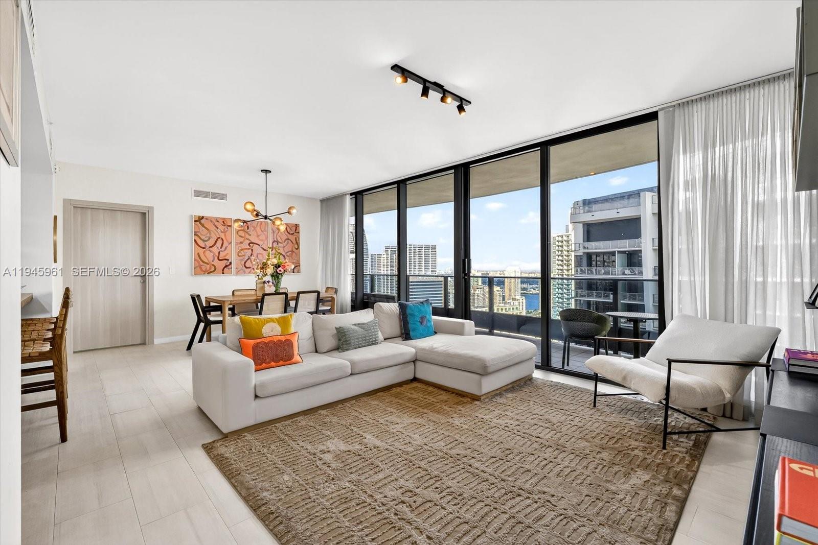 1000 Brickell Plaza 4809, Miami, FL 33131, Miami