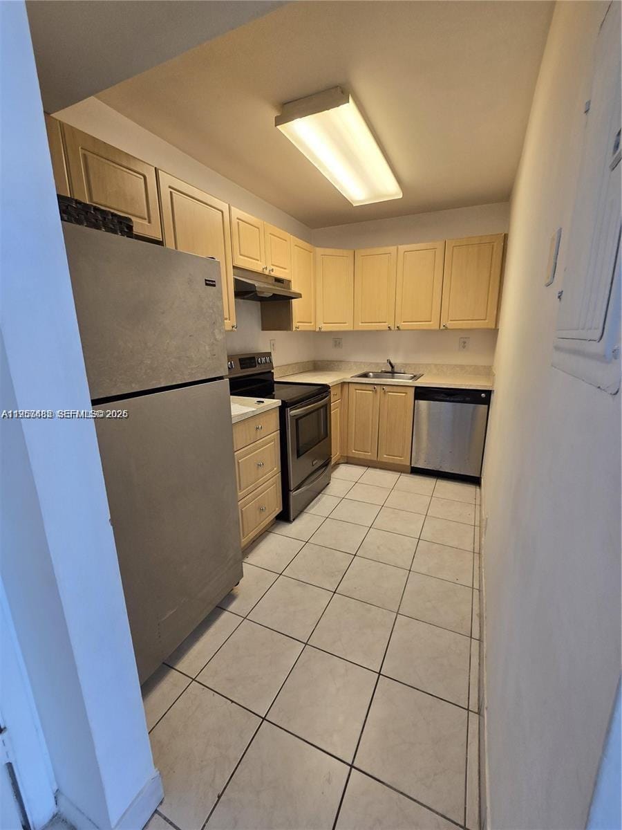 405 S Pine Island Road 202D — photo 3