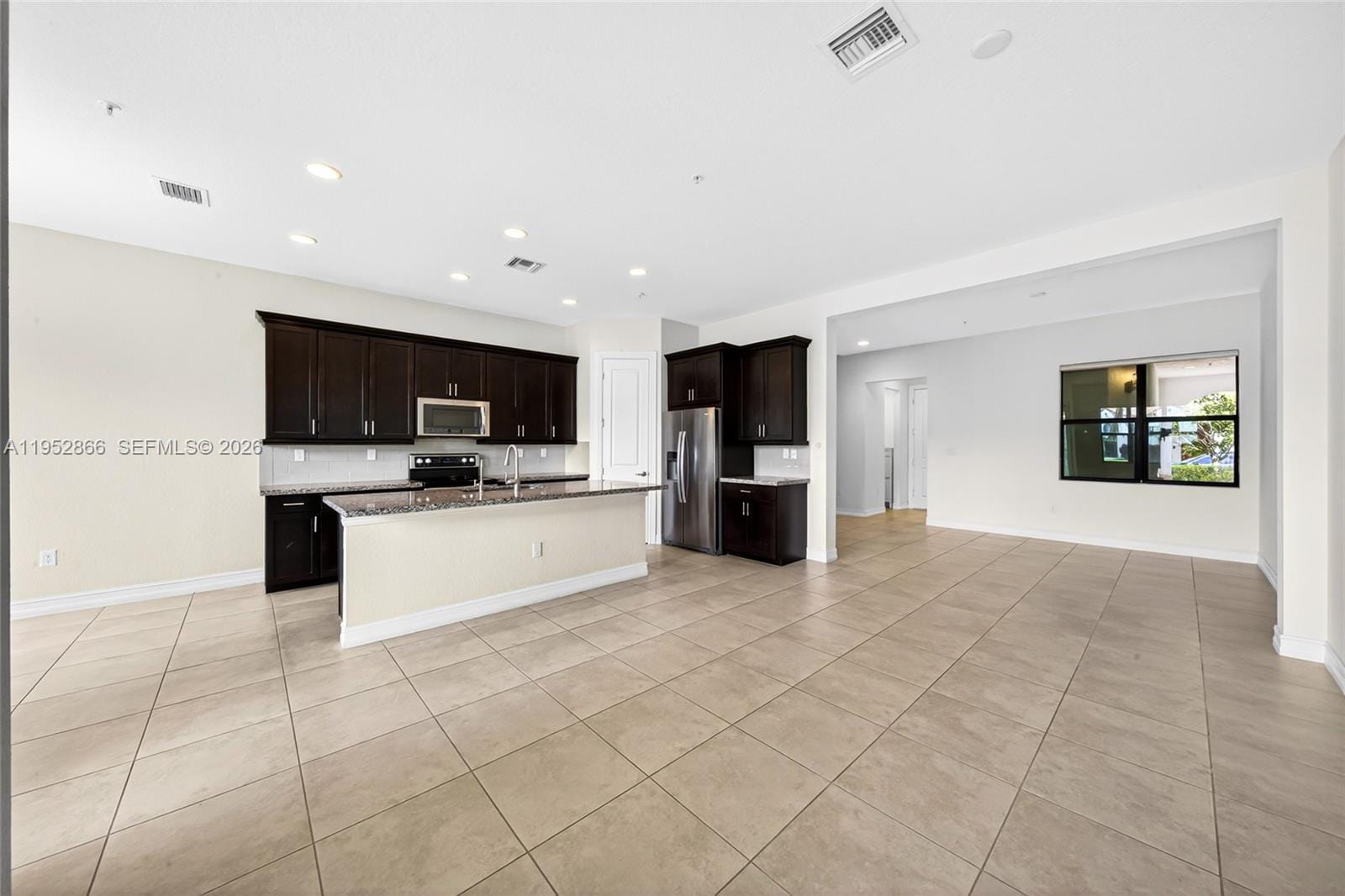 11616 SW 13th Lane, Pembroke Pines, FL 33025 photo 11