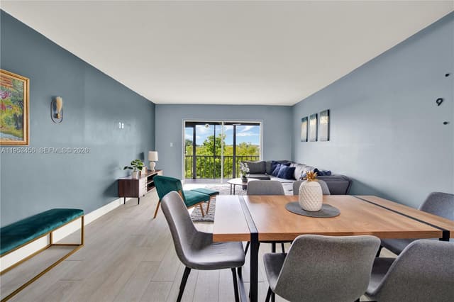 950 Hillcrest Drive 414, Hillcrest Country Club, Hollywood, FL