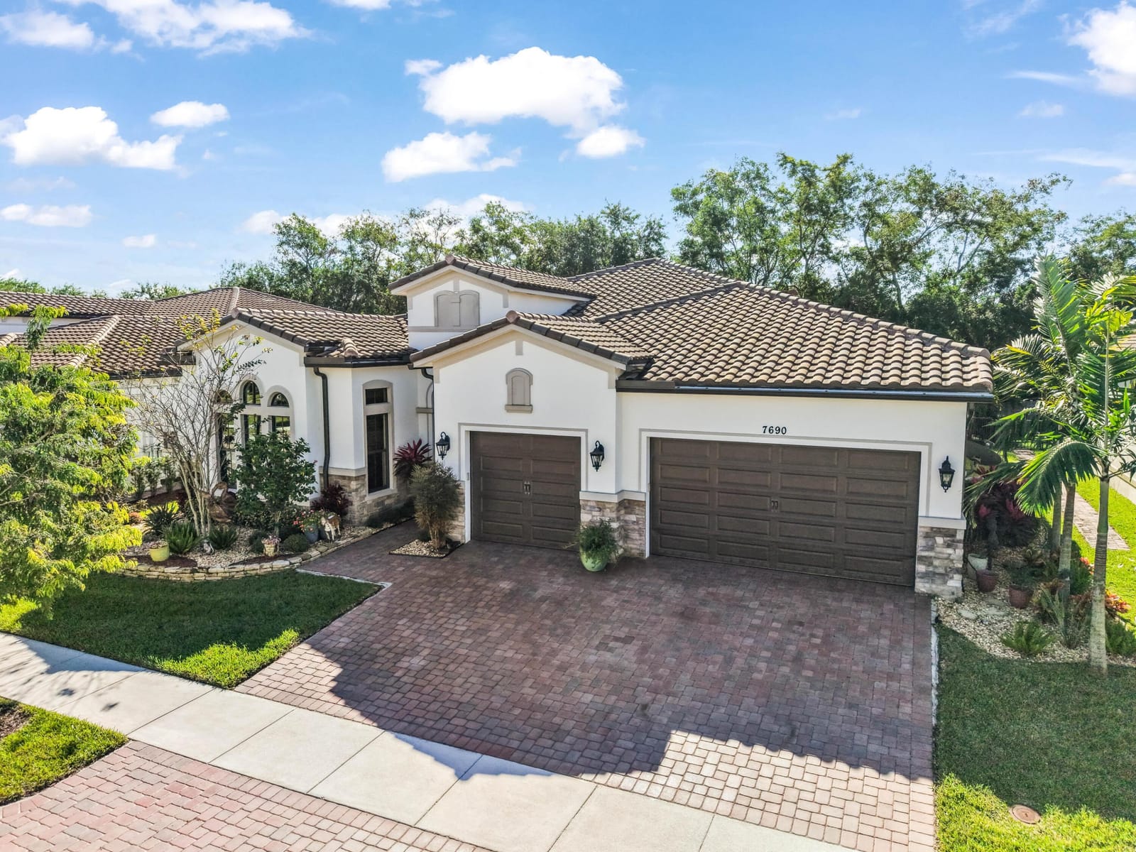 7690 Cavern Lane, Parkland, FL 33067