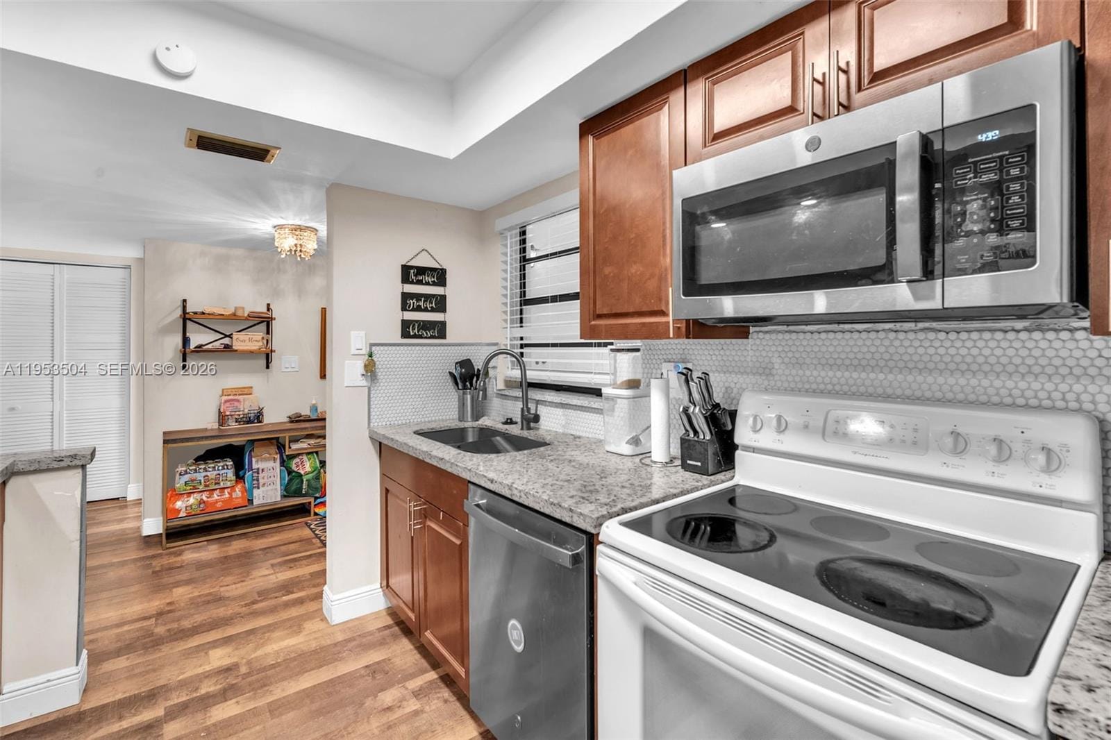 3432 NW 86th Way 105D — photo 8