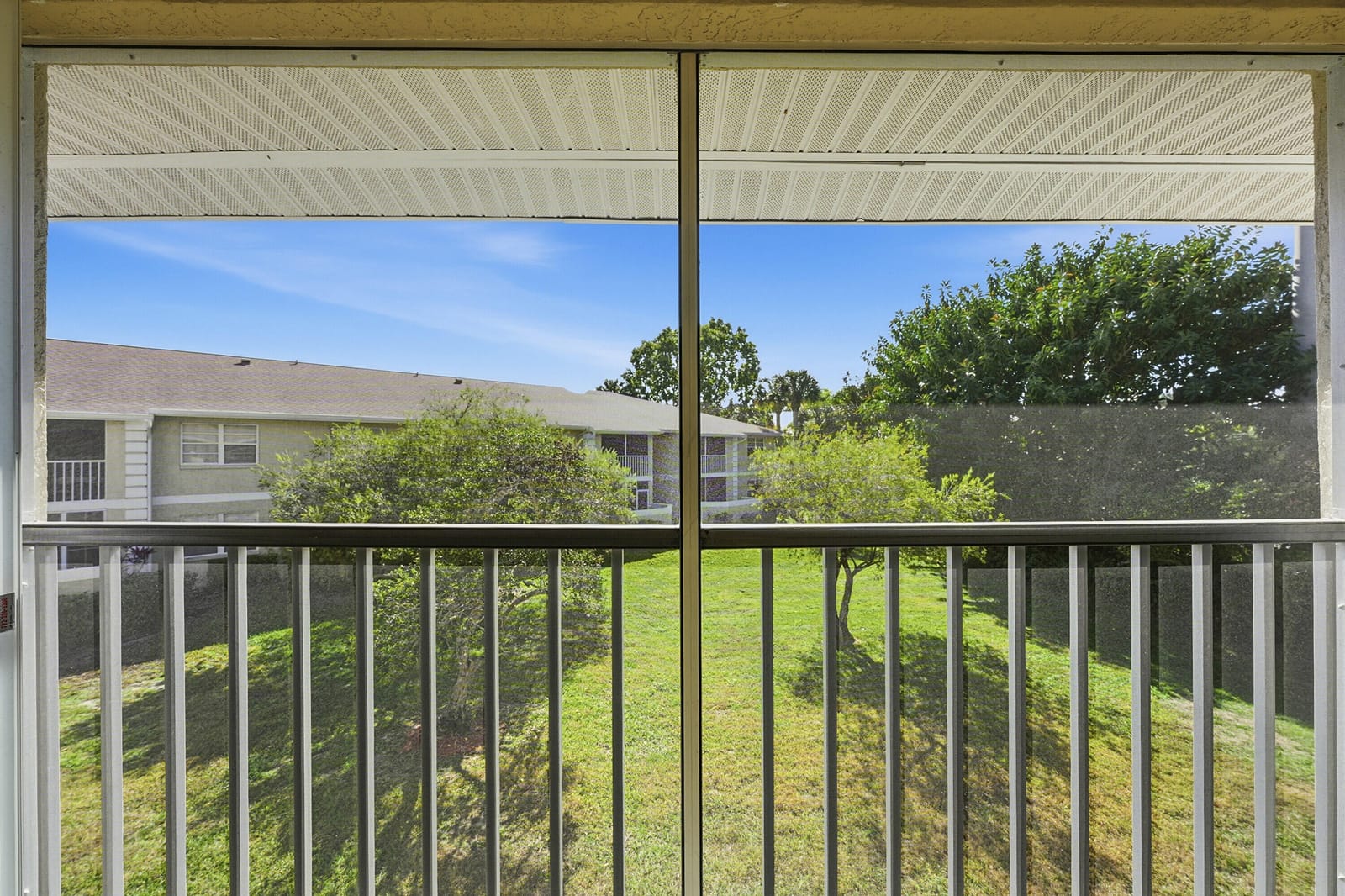 1536 SE Royal Green Circle G-201, Port St. Lucie, FL 34952