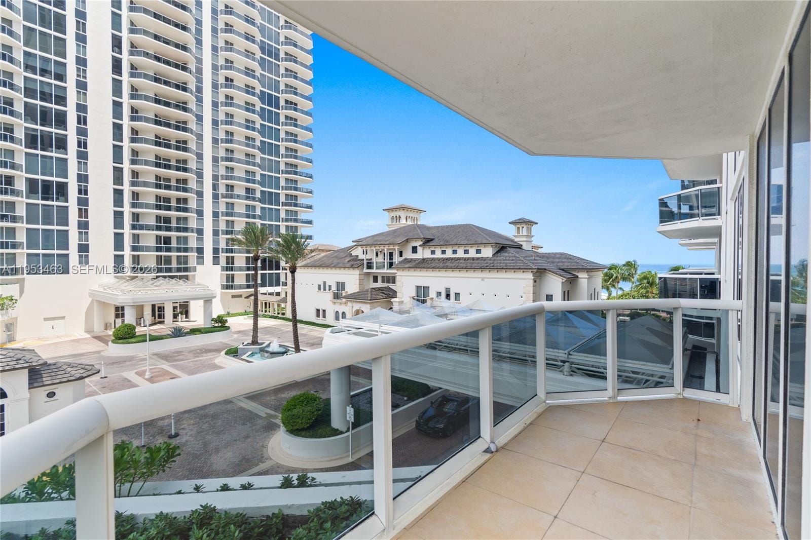 4775 Collins Avenue 507 — photo 4