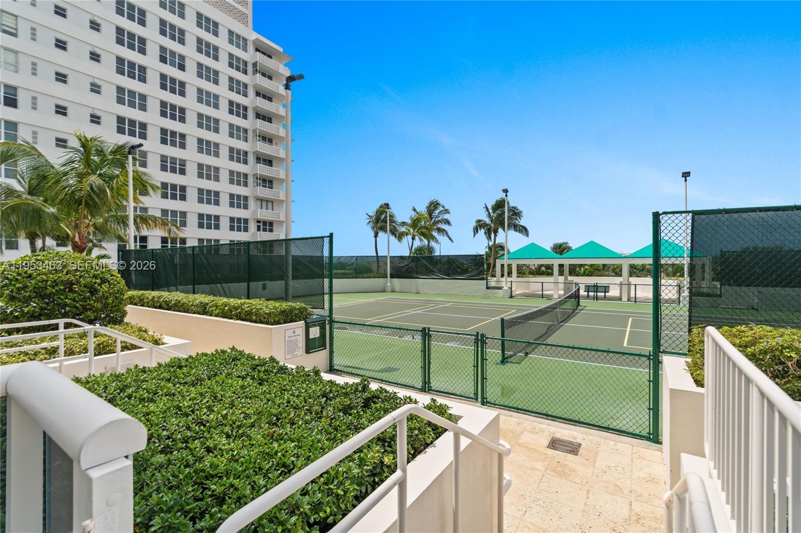 4775 Collins Avenue 507 — photo 6