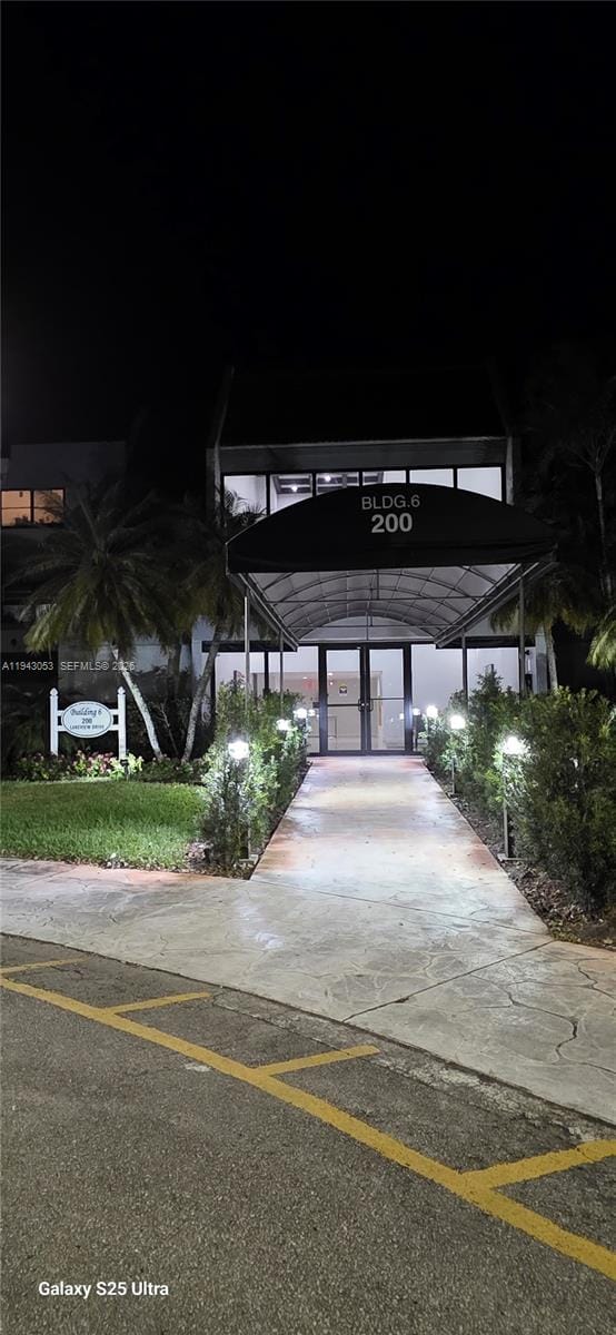 200 Lakeview Drive 212, Weston, FL 33326 photo 13