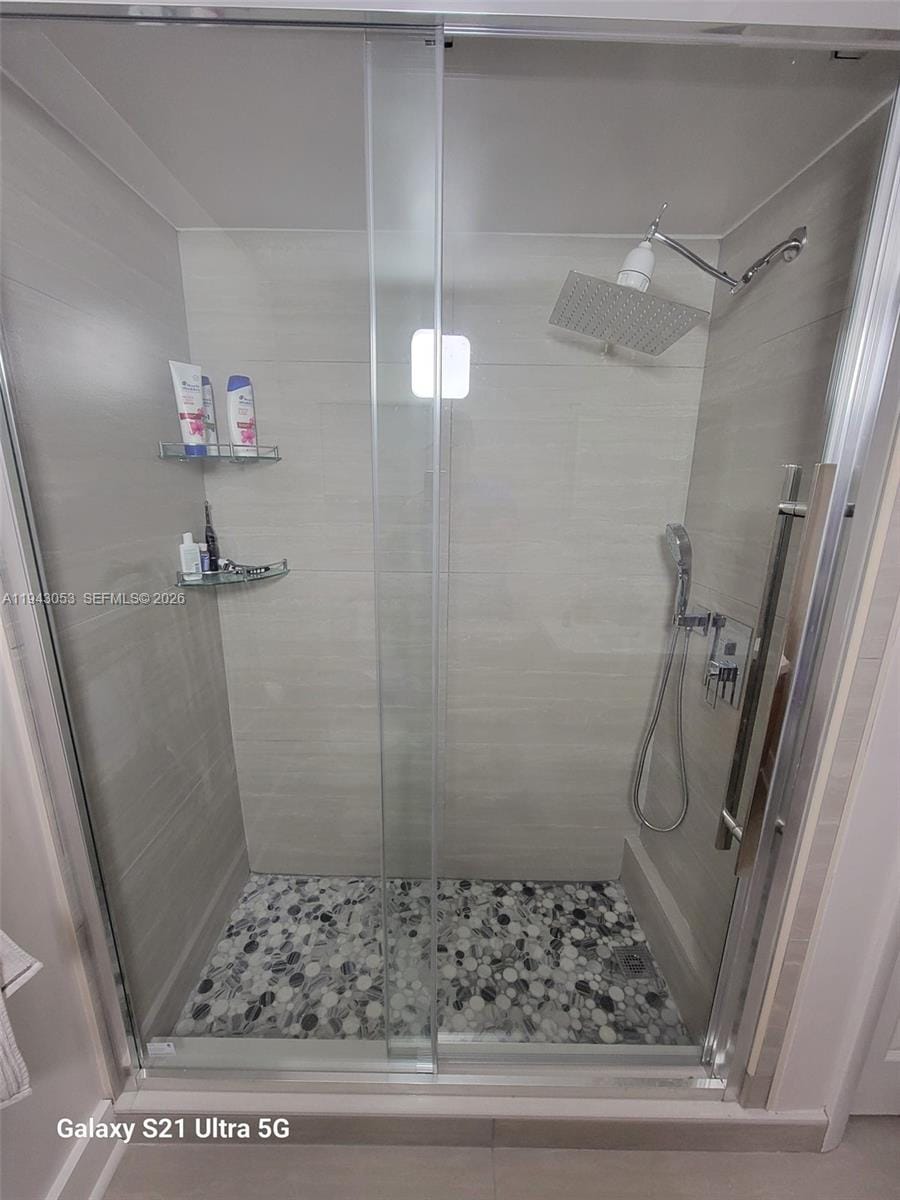 200 Lakeview Drive 212 — photo 4