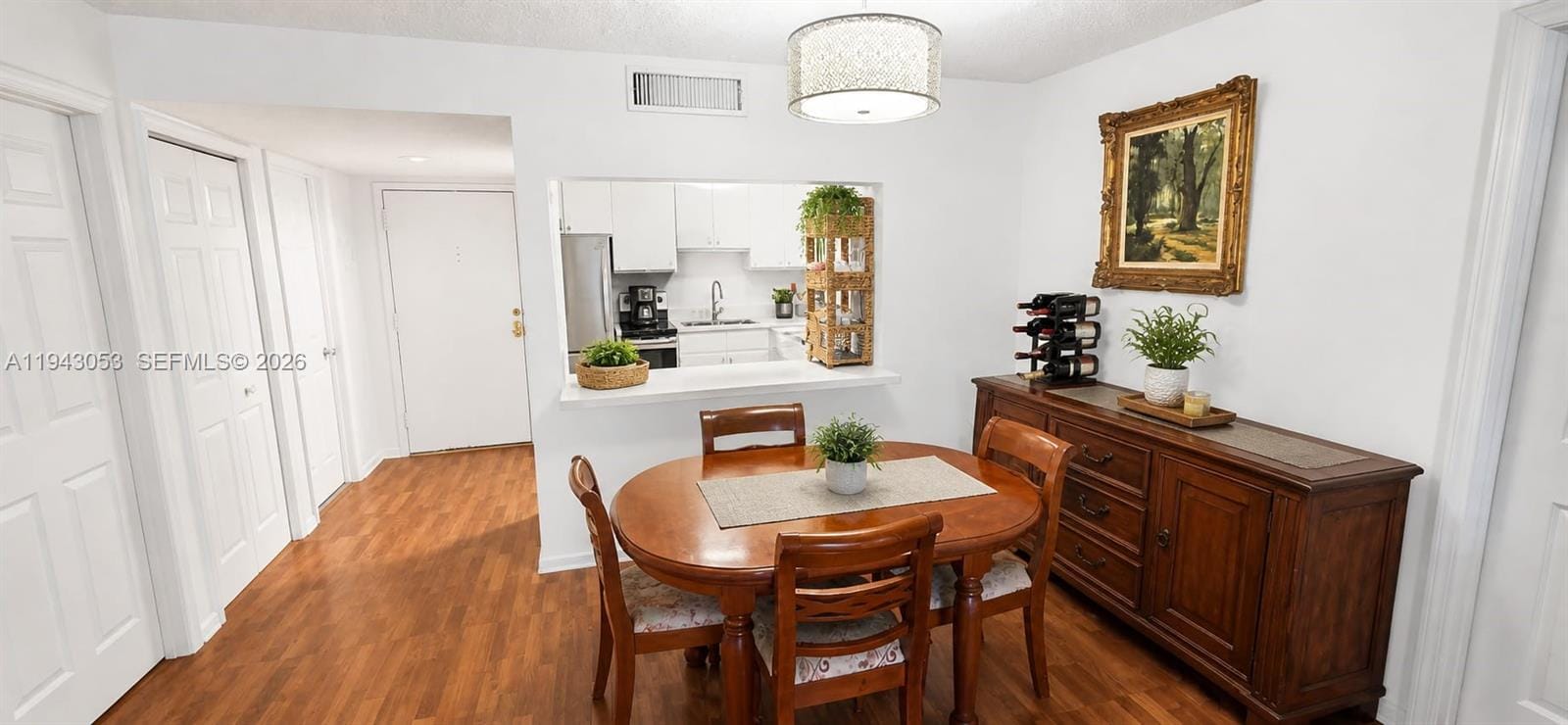 200 Lakeview Drive 212 — photo 6