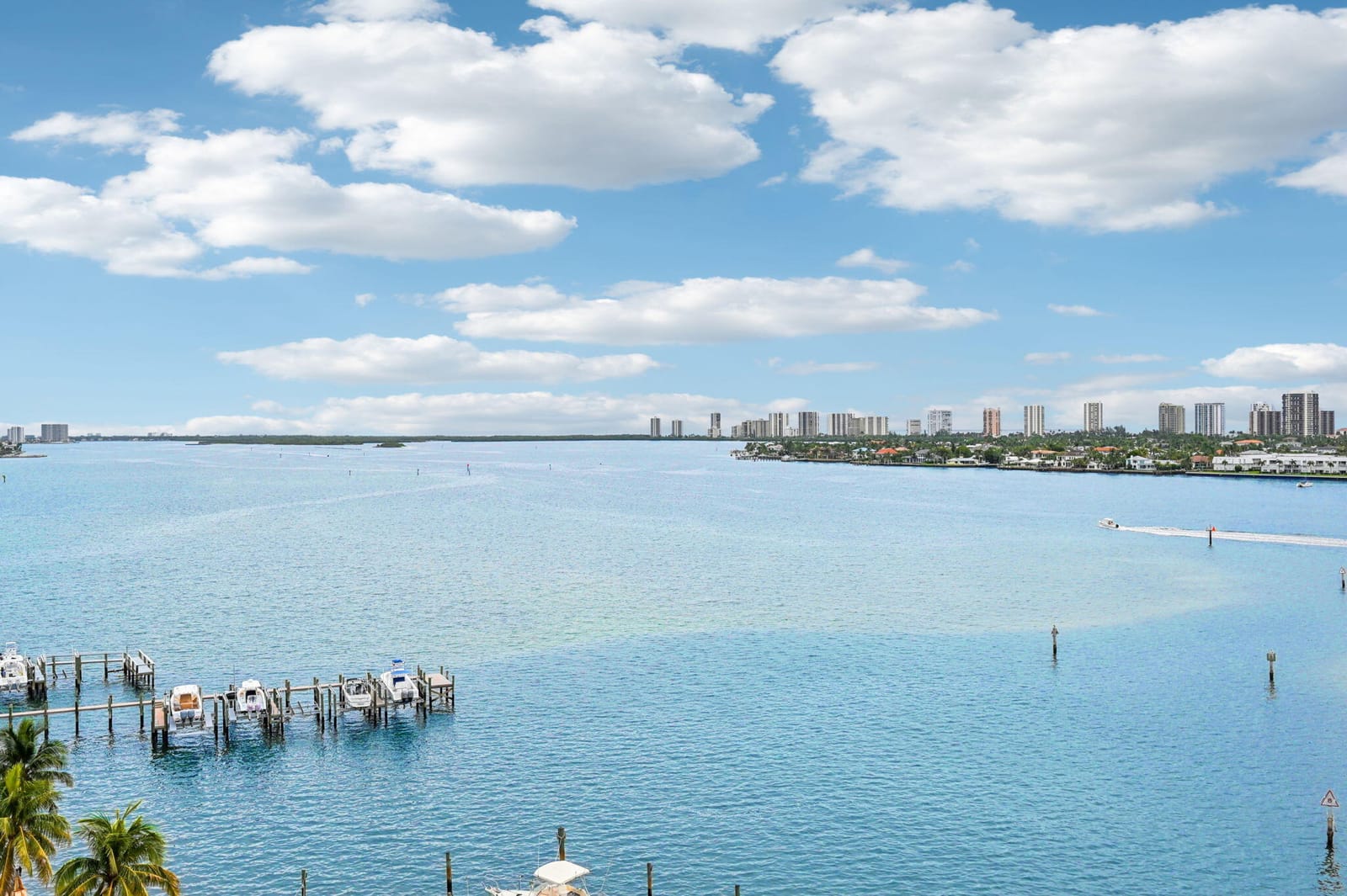 2650 Lake Shore Drive 1006, Riviera Beach, FL 33404