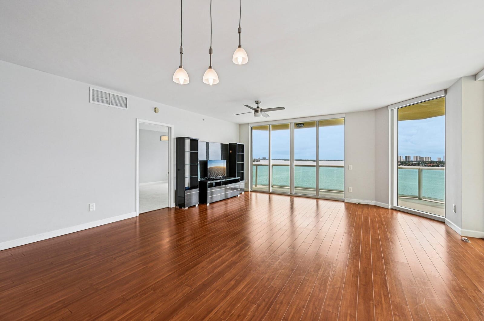 2650 Lake Shore Drive 1006, Riviera Beach, FL 33404 photo 8