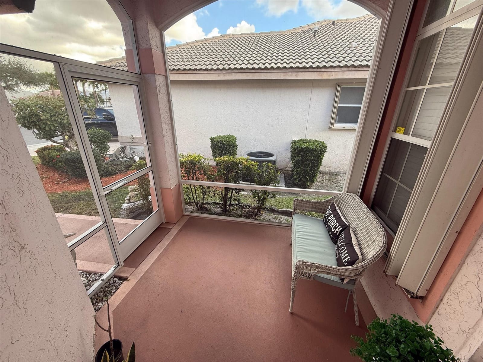 2824 Waters Edge Circle — photo 6