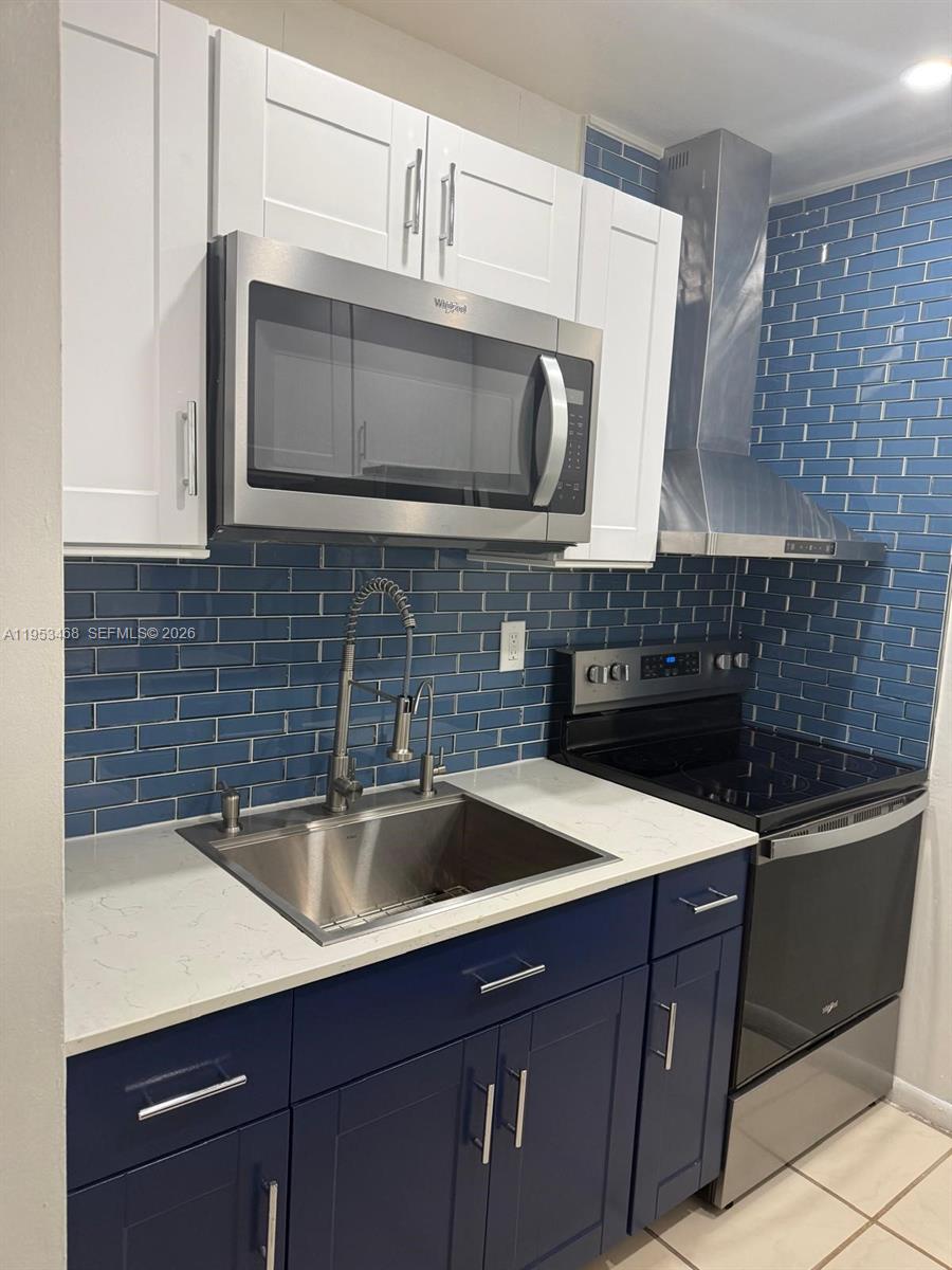 2905 Pierce Street 14, Hollywood, FL 33020, Hollywood