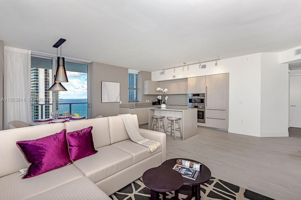 4010 S Ocean Drive R2701 — photo 4