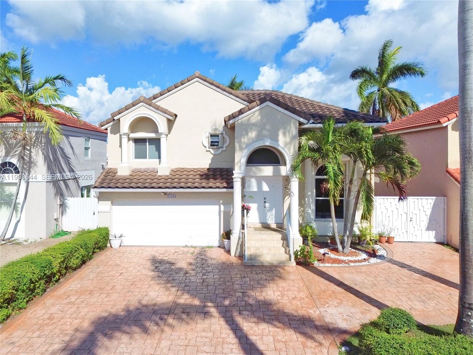 12415 NW 7th Street — photo 2