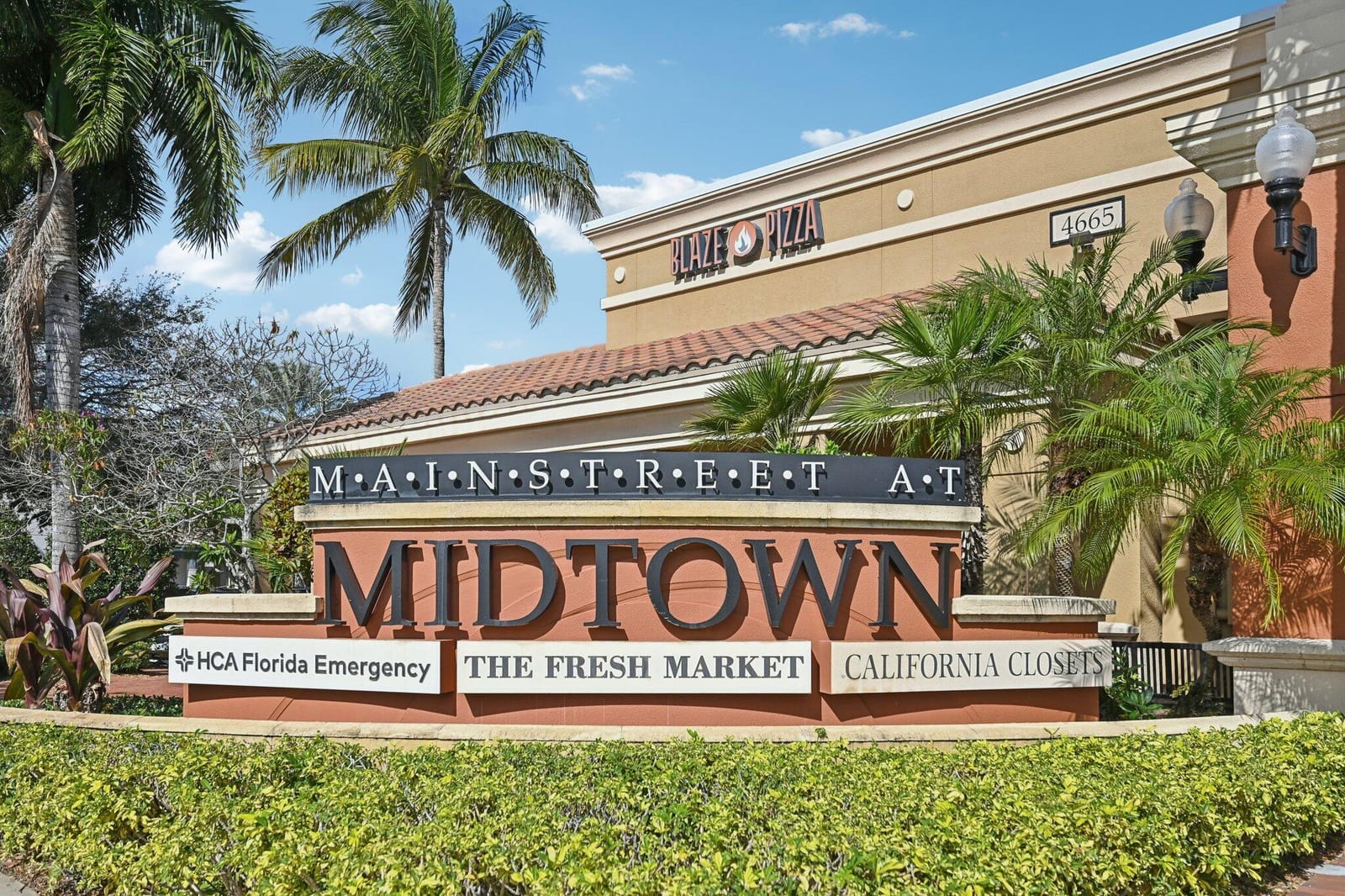 4883 Pga Boulevard 305, Palm Beach Gardens, FL 33418