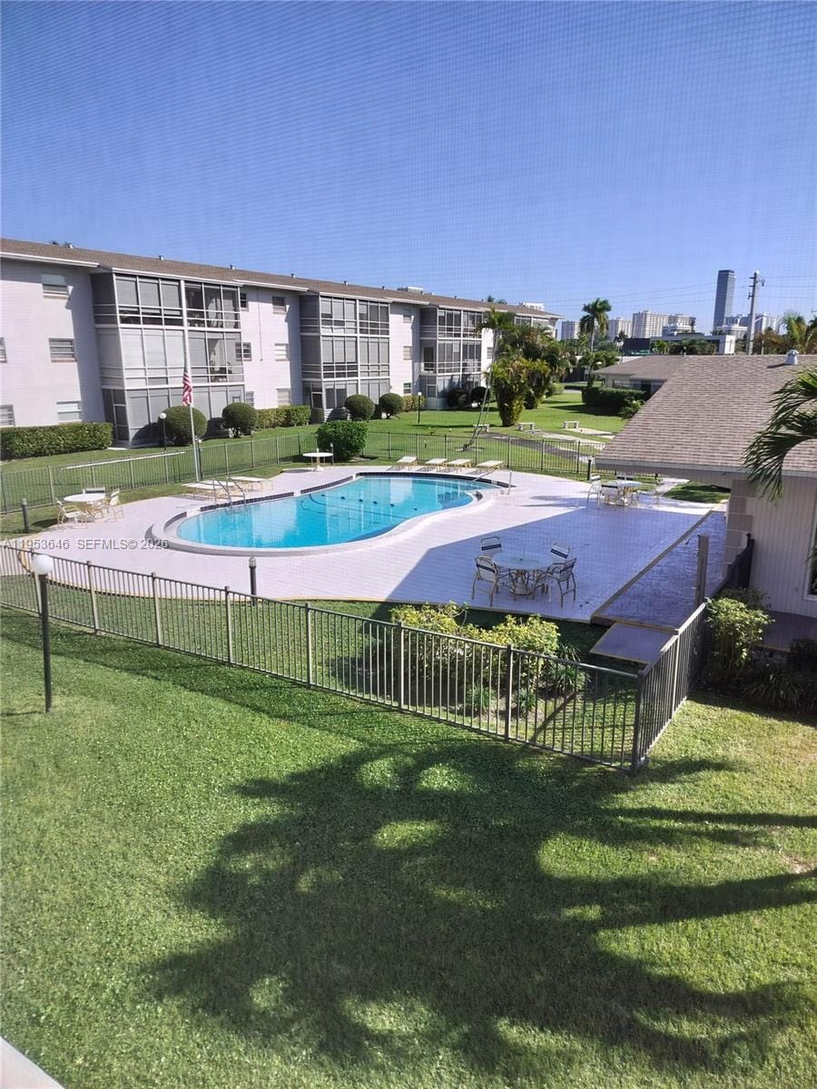 700 Layne Boulevard 214, Hallandale Beach, FL 33009 photo 8