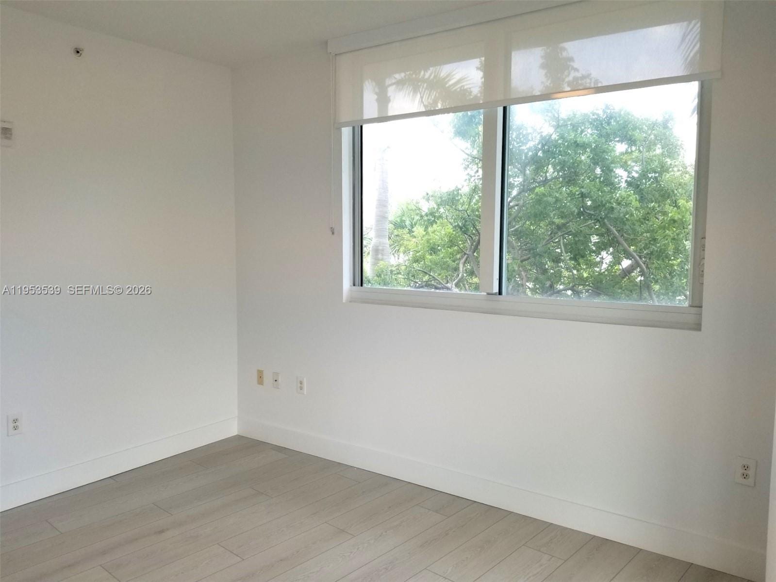 6580 Indian Creek Drive 201 — photo 11