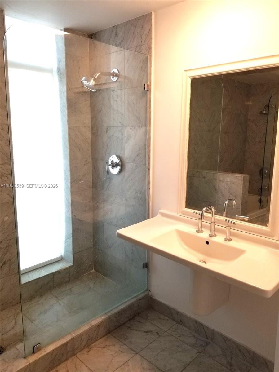 6580 Indian Creek Drive 201 — photo 12