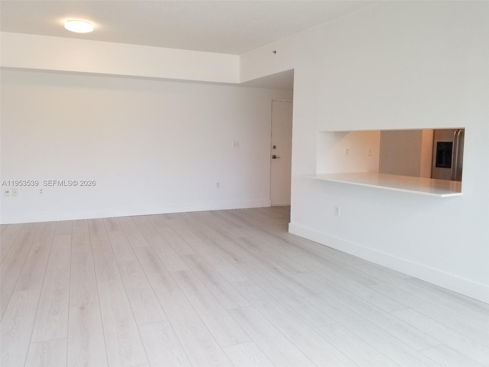 6580 Indian Creek Drive 201 — photo 5