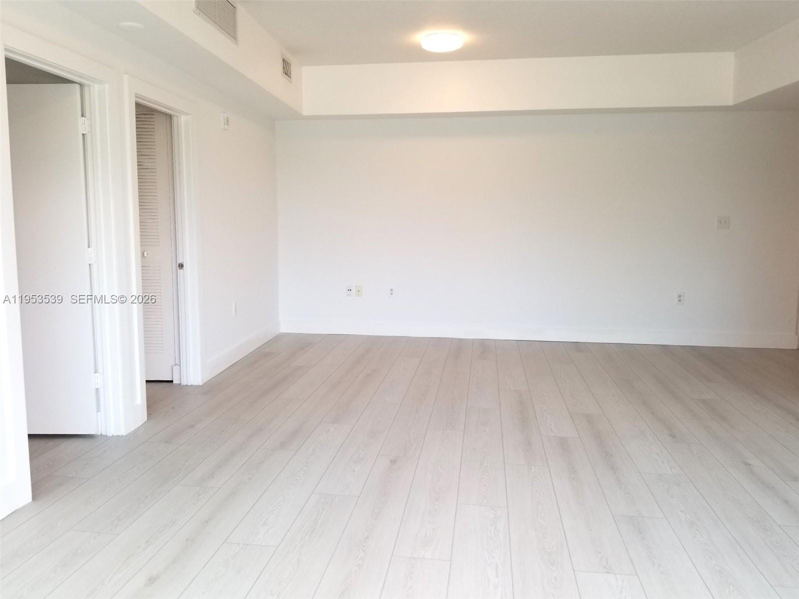 6580 Indian Creek Drive 201 — photo 6