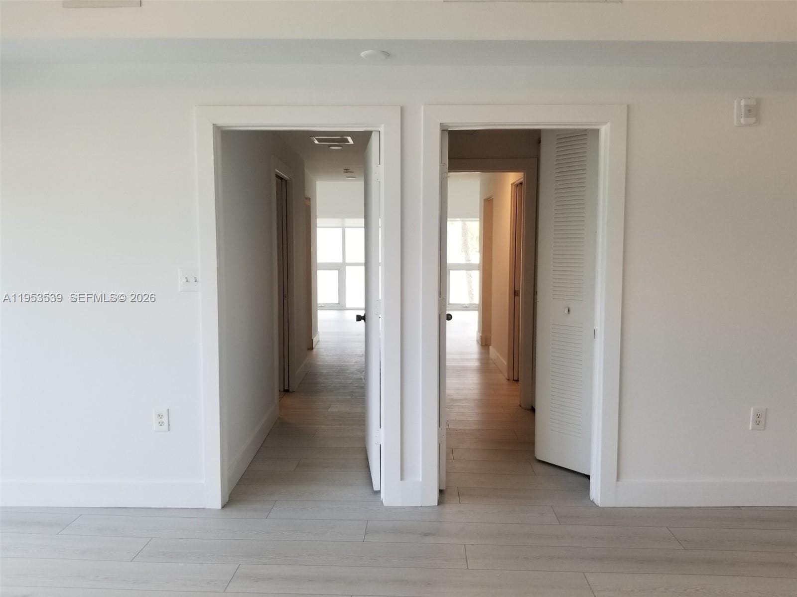 6580 Indian Creek Drive 201 — photo 9