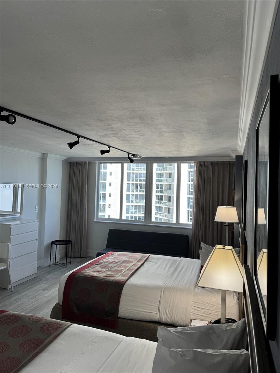 19201 Collins Avenue 1018 — photo 3