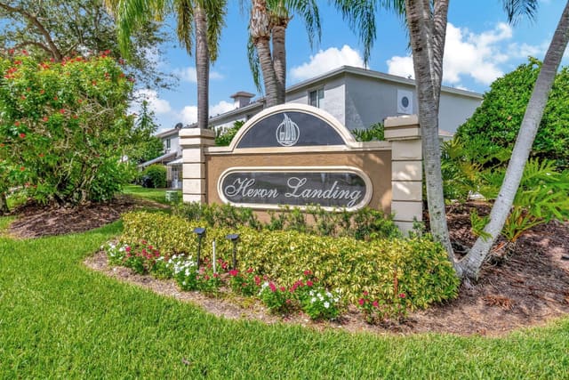 4275 SW 10th Court, sold in Olympia & York Residentia, Deerfield Beach, FL