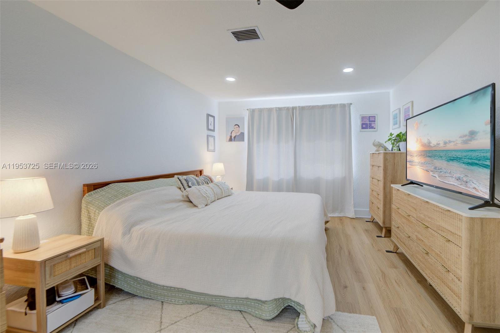1765 NE 145th Street, Miami, FL 33181 photo 27