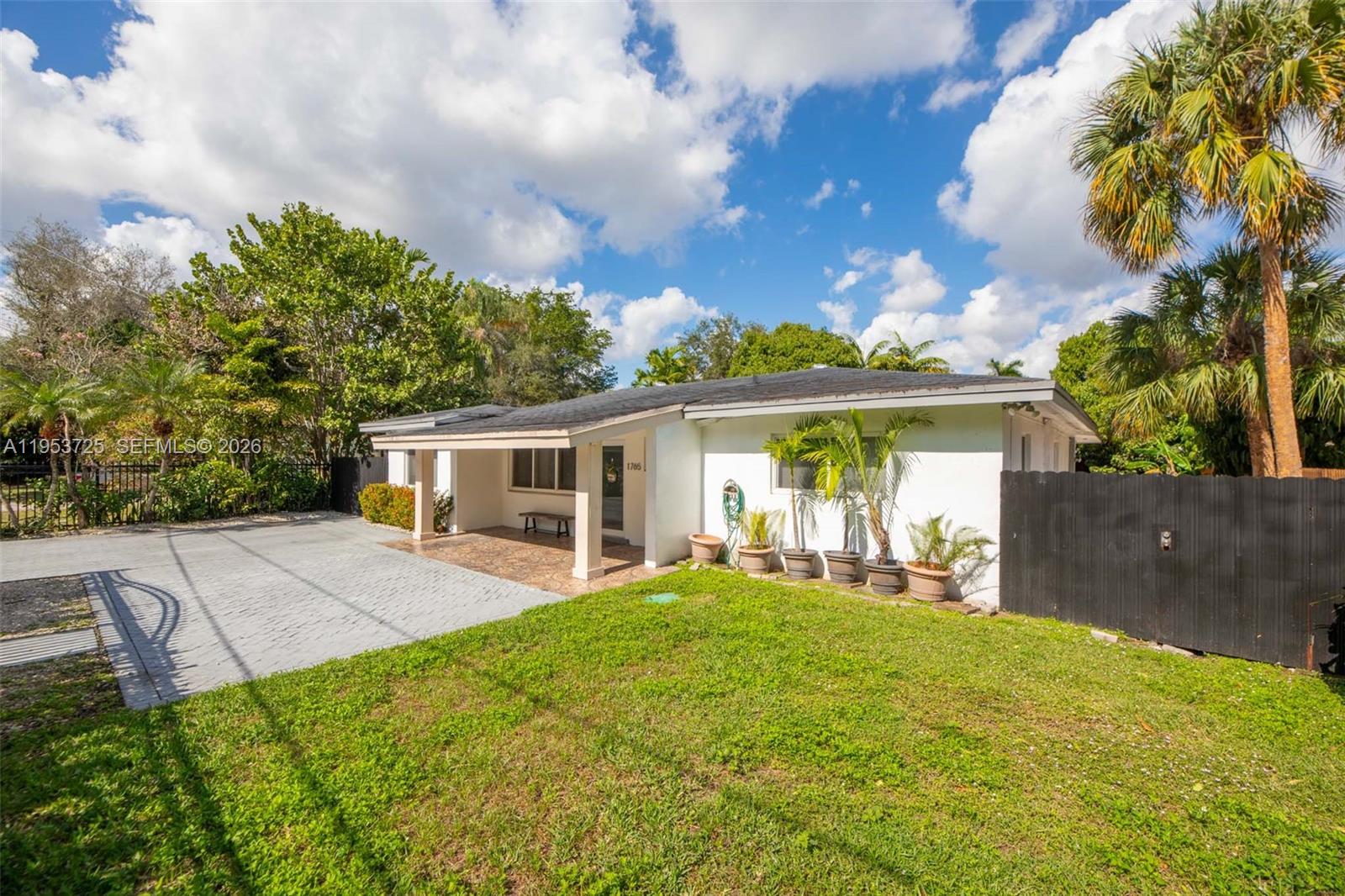 1765 NE 145th Street, Miami, FL 33181 photo 4